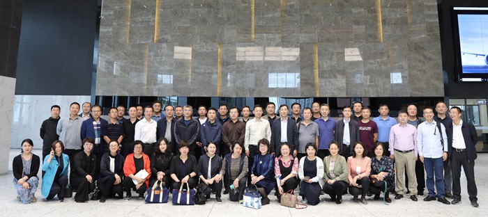 沈阳市委党校学员莅临沈阳尊龙凯时工业园旅行调研